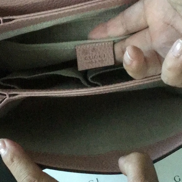 GUCCi Interlocking shoulder bag - Picture 4 of 5